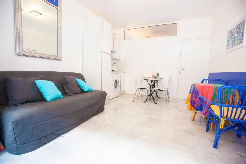 French Riviera: Seafront Apt & Pool Near Monaco روكوبرُن كاب مارتي المظهر الخارجي الصورة